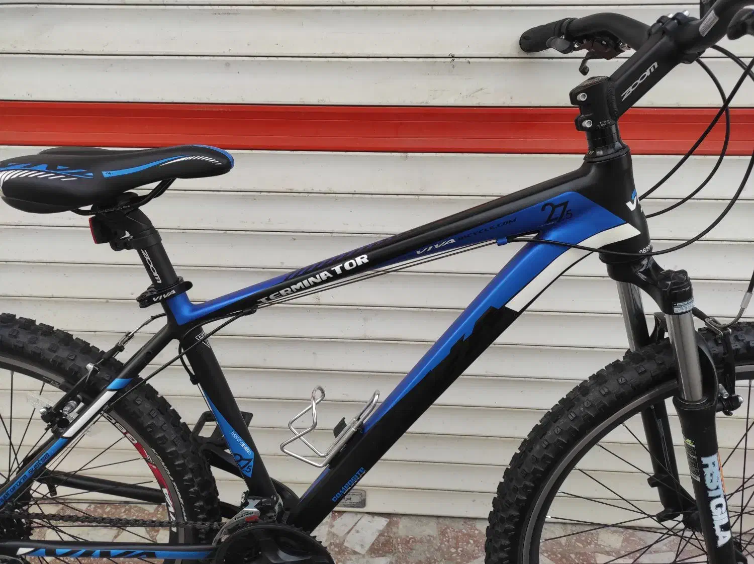 دوچرخه ویوا 27.5 تایوانی طرح کربن کاملا نو|دوچرخه، اسکیت، اسکوتر|رشت, دروازه لاکان|دیوار