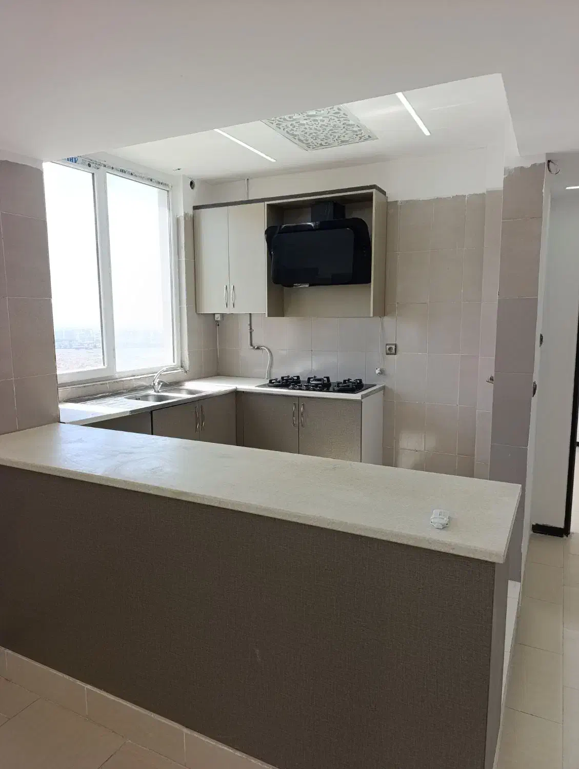 فروش واحد آپارتمان 90متری آپادانا خیابان سرزمین|فروش آپارتمان|هشتگرد, شهرک آپادانا|دیوار