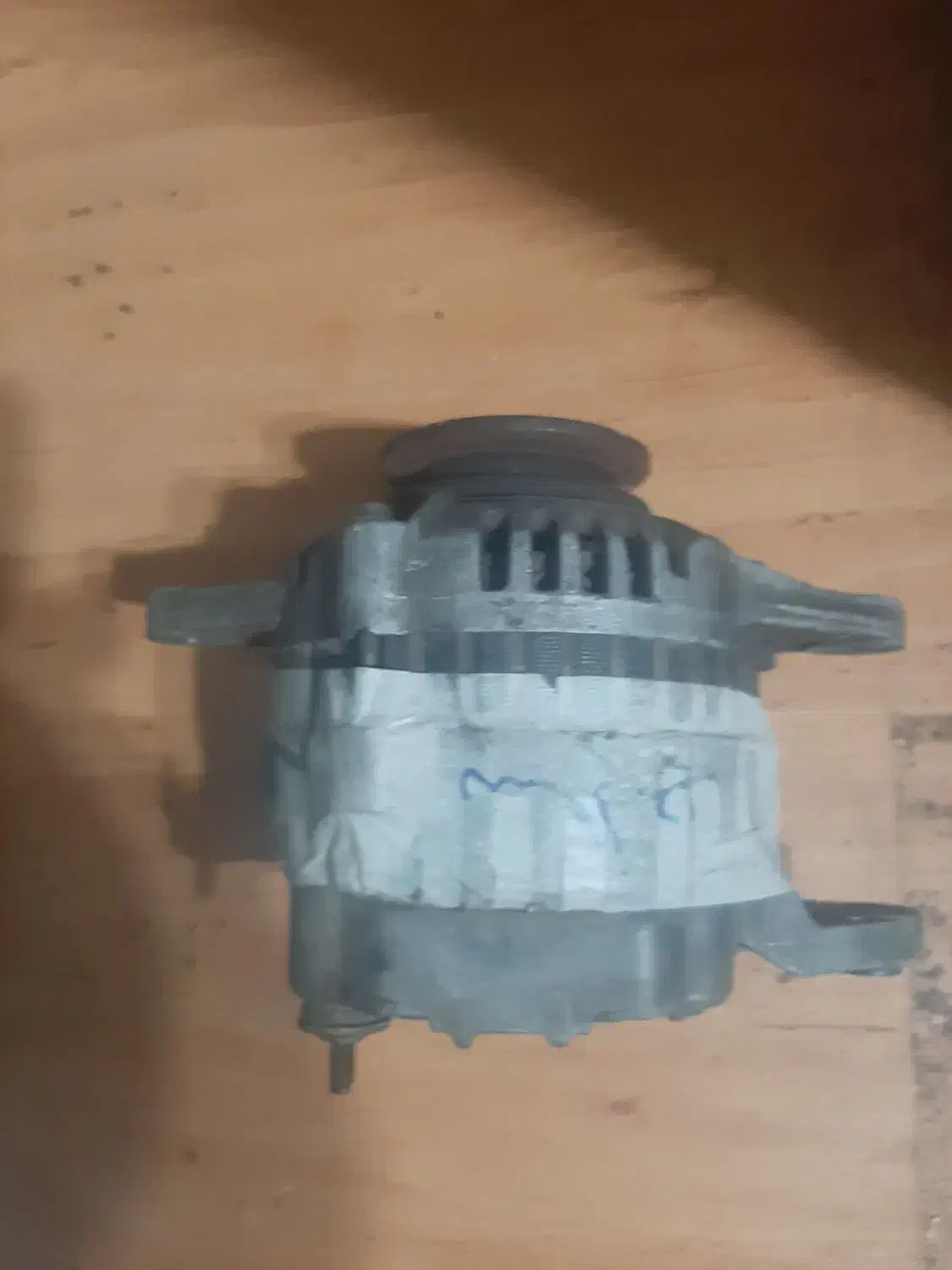 دینام استوک|قطعات یدکی و لوازم جانبی|رشت, بیجارپس|دیوار