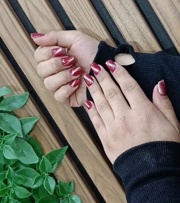 کاشت ناخن|خدمات آرایشگری و زیبایی|سقز, |دیوار