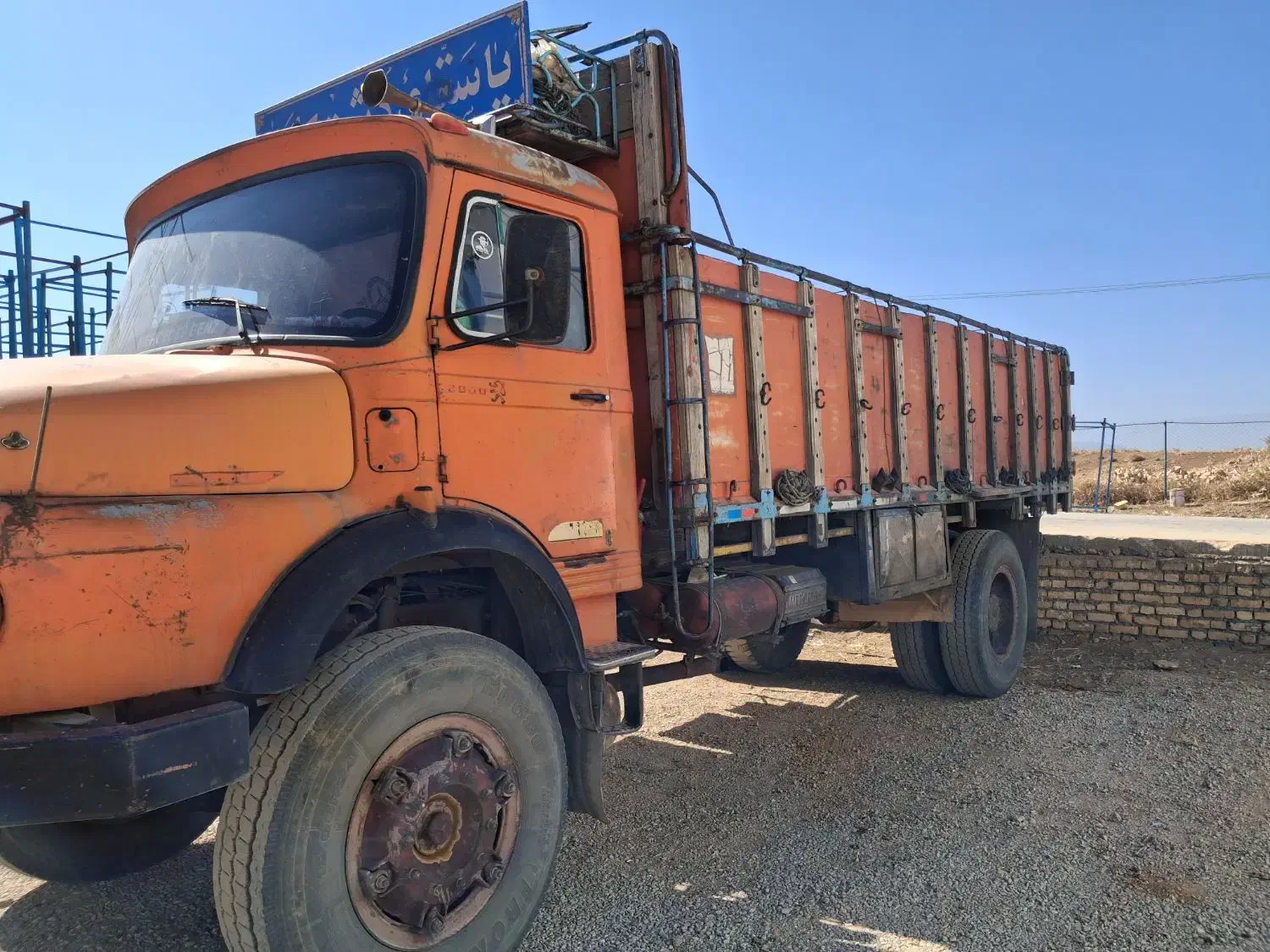 تک باری|خودرو سنگین|بروجن, |دیوار