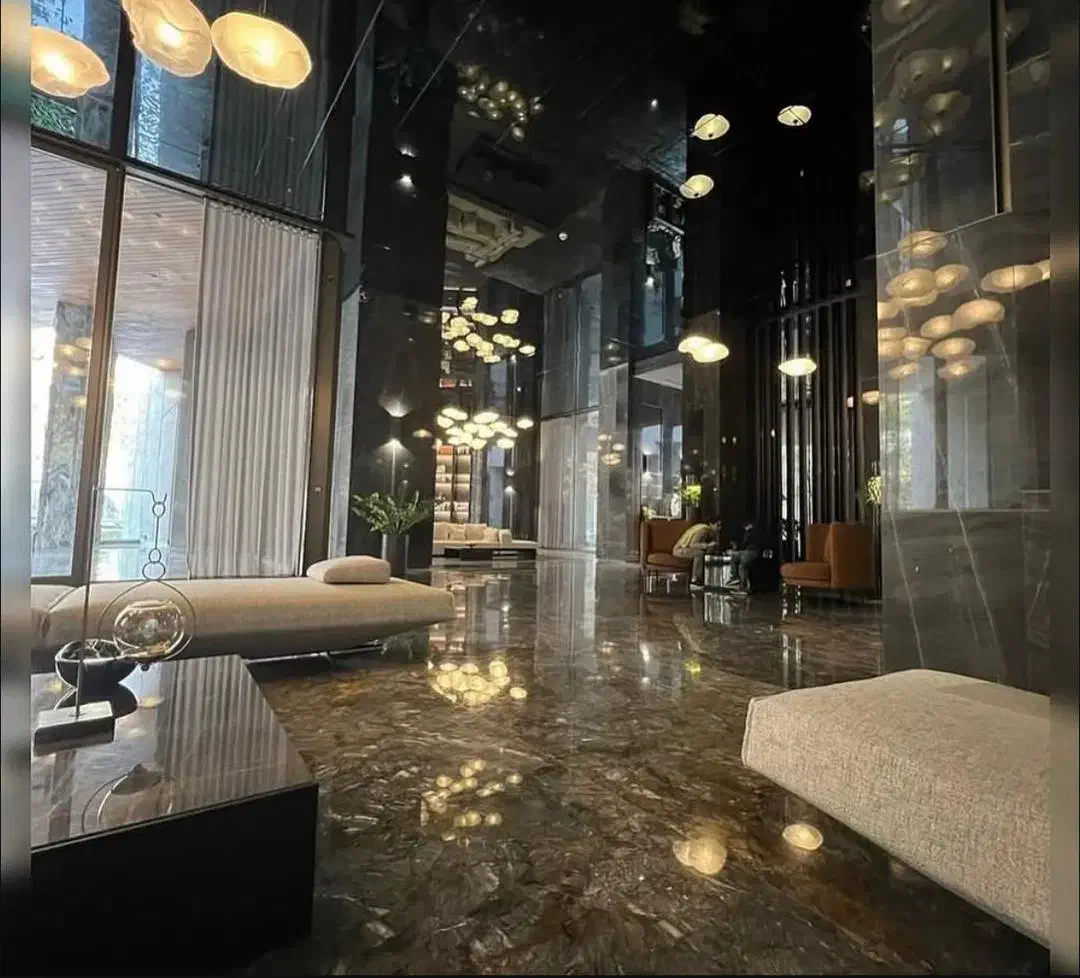 ۲۰۰متر فرمانیه /تک بازدید /تراس بزرگ/فرصت محدود