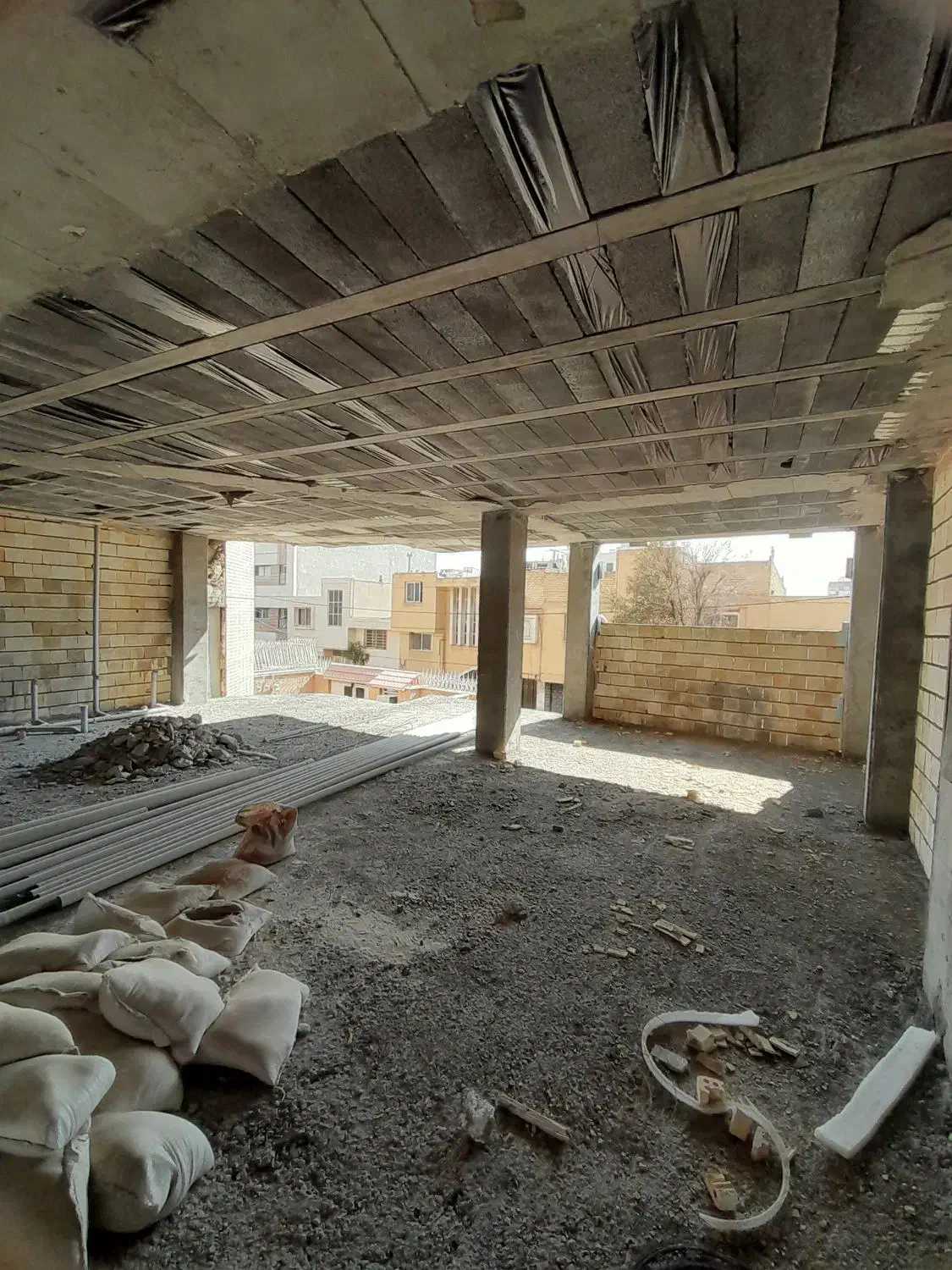 فروش اپارتمان صفر ۱۶۰ متری تک واحدی بر خ غرضی|فروش آپارتمان|اصفهان, شهرک کاوه|دیوار