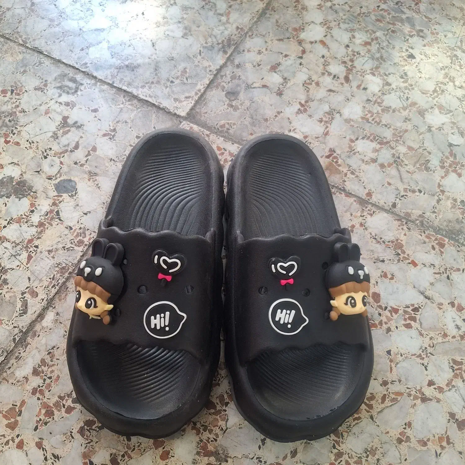 دمپایی|کیف، کفش، کمربند|گرگان, |دیوار