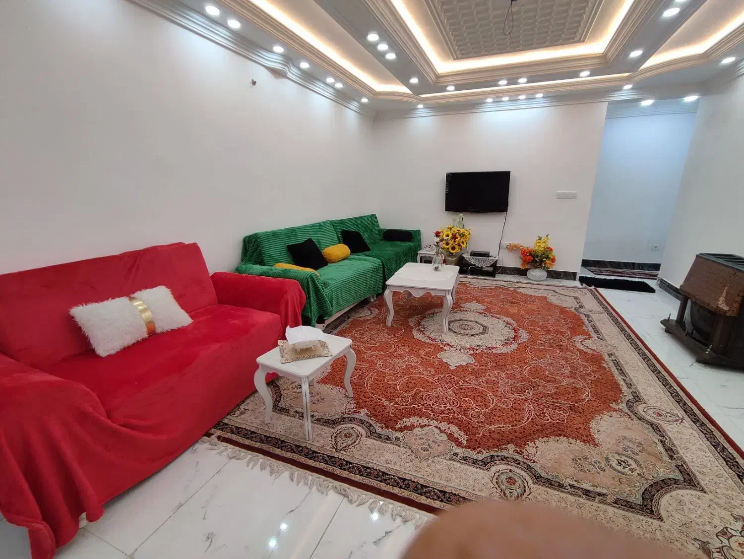 اجاره سوئیت کوتاه مدت مرکز شهر مدرک محرمیت الزامی|اجارهٔ کوتاه‌مدت آپارتمان و سوئیت|مهاباد (آذربایجان غربی), |دیوار