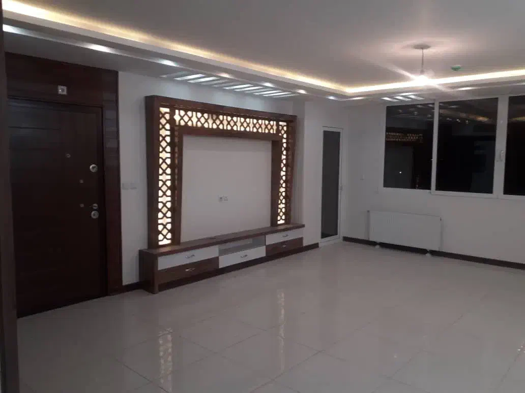 ۱۰۳ متری تک واحدی طبقه ۴ از۴|فروش آپارتمان|اصفهان, الهیه|دیوار