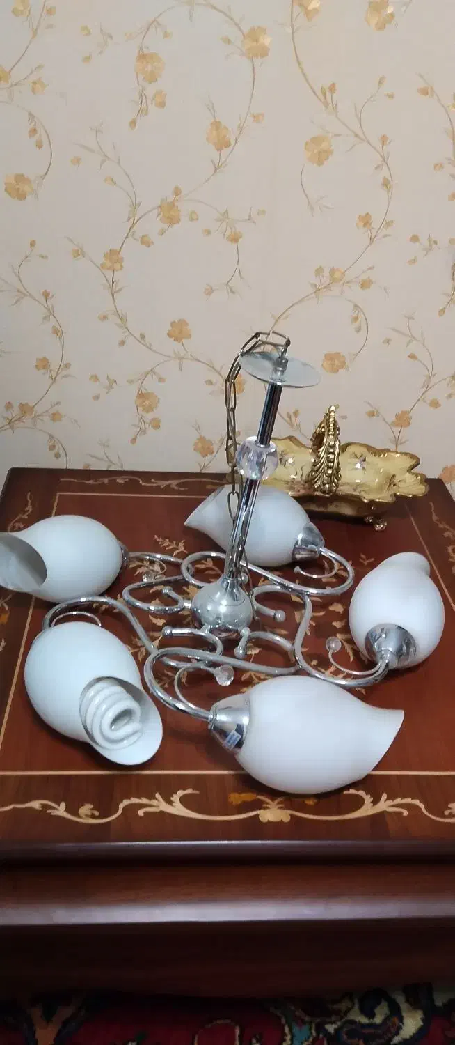 لوستر|لوستر و چراغ آویز|گنبد کاووس, |دیوار