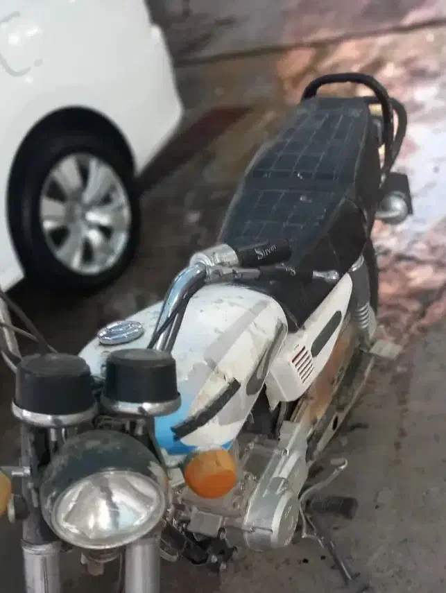 هوندا ۱۲۵ تر تمیز۹۳|موتورسیکلت|رفسنجان, |دیوار