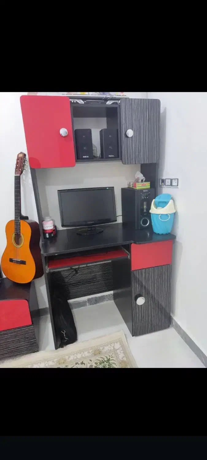 سرویس اتاق خواب|تخت و سرویس خواب|رودخانه, |دیوار