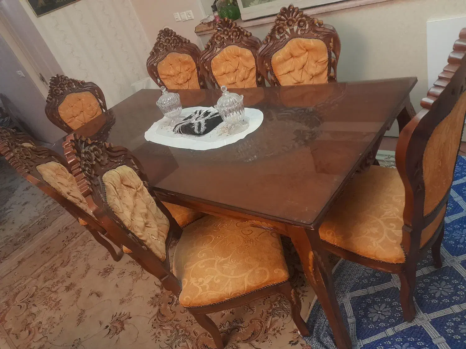 نیم ست مبل و میز ناهار خوری|مبلمان خانگی و میز عسلی|قزوین, |دیوار