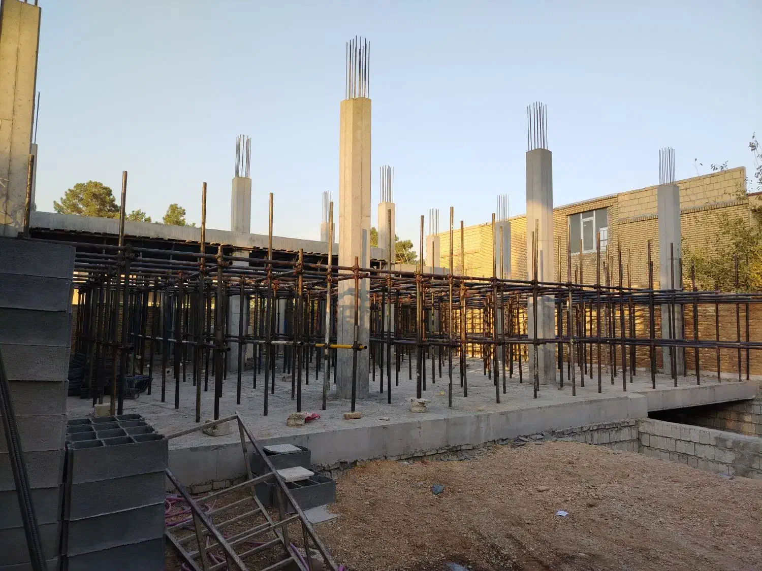 داربست فلزی|خدمات پیشه و مهارت|نجف‌آباد, صالح آباد|دیوار