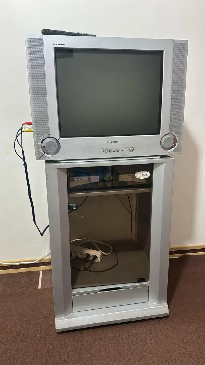 تلویزیون|تلویزیون و پروژکتور|خمینیشهر, |دیوار