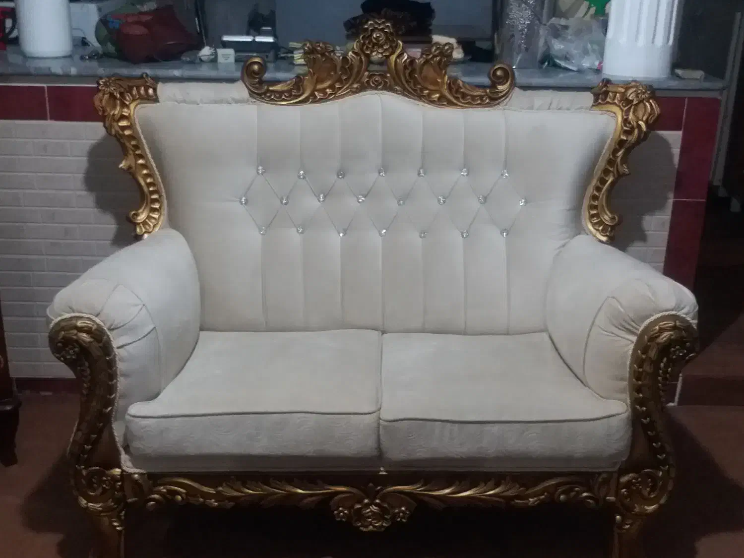 مبل 9 نفره در حد کاملا نو نو|مبلمان خانگی و میز عسلی|سلماس, |دیوار