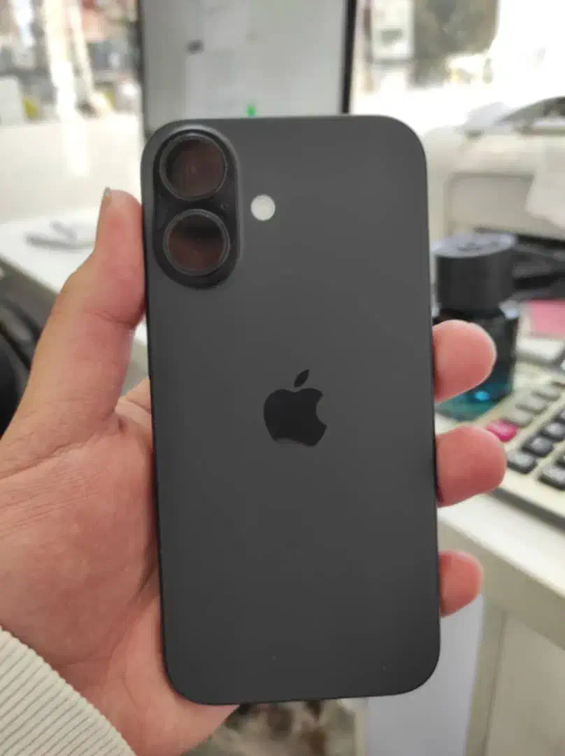 iPhone16|موبایل|شاهینشهر, مخابرات (شهید بهشتی)|دیوار