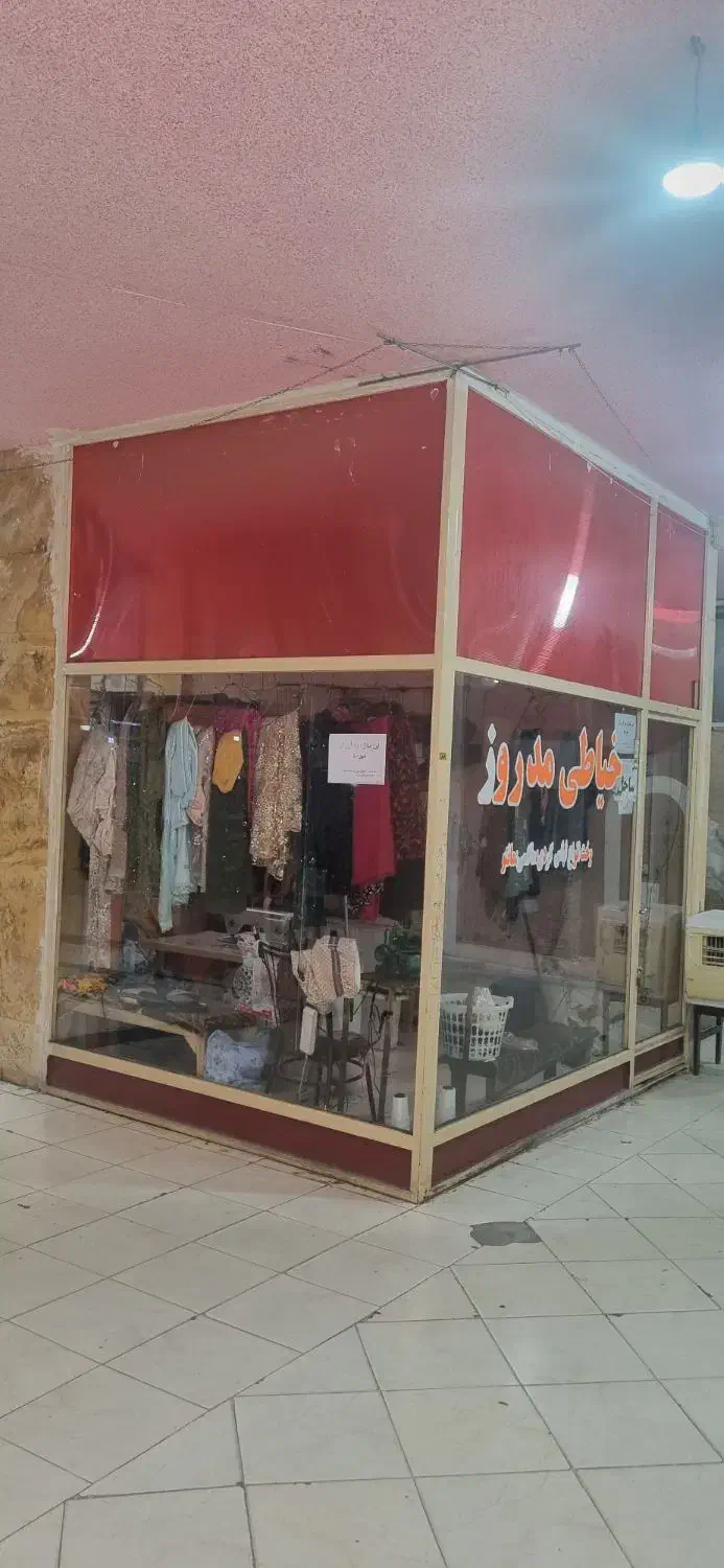 فروش مغازه در پاساژ زرین کردستان دیوانده|فروش مغازه و غرفه|دیواندره, |دیوار