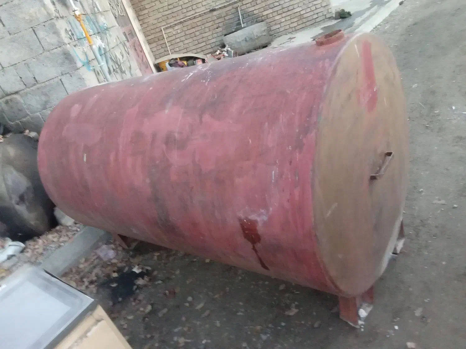 تانکر 2000 لیتر 3 میل در حد صفر|مصالح و تجهیزات ساختمان|سیلوانه, |دیوار