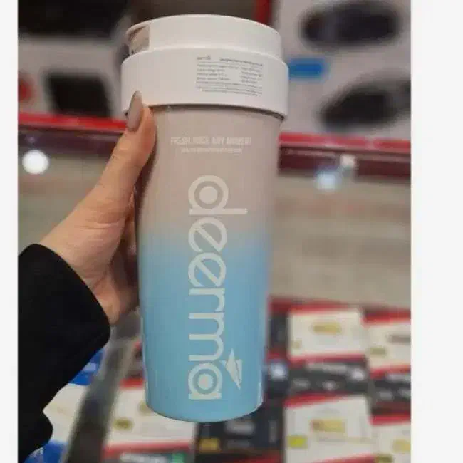 ماگ و مخلوط کن قابل حمل شیائومی|آبمیوه‌گیر و آب‌مرکبات‌گیر|کرمان, |دیوار