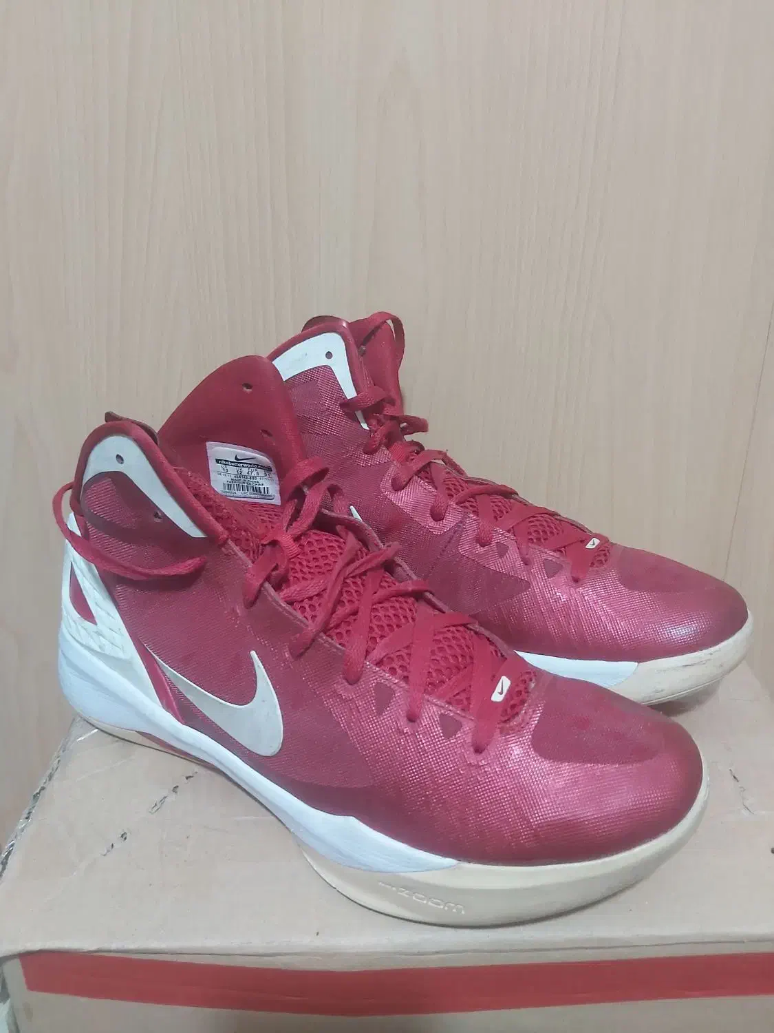 نایک ورزشی والیبال سایز ۴۵ یا ۴۶|تجهیزات ورزشی|سهند, |دیوار