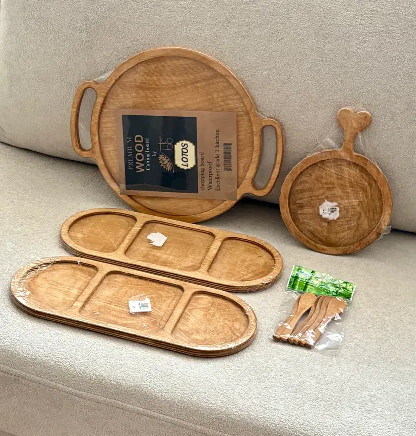 تعدادی وسایل نو چوبی و کریستال چک|ظروف سرو و پذیرایی|کرج, کوی کارمندان جنوبی|دیوار