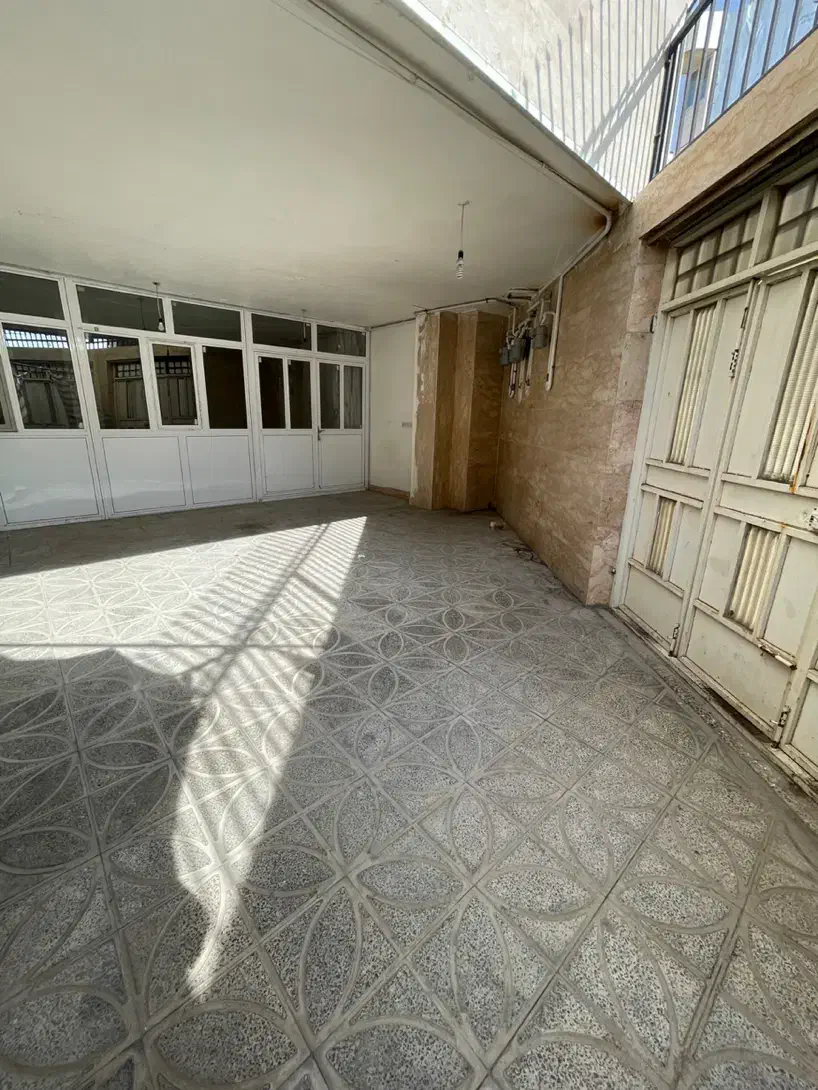 واحد همکف خیابان کاشانی اقبال لاهوری|اجارهٔ آپارتمان|شهرکرد, |دیوار