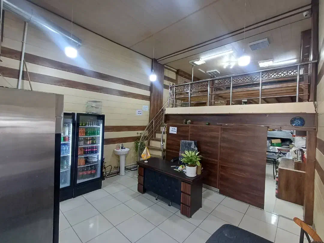 اجاره مغازه تجاری بر جمهوری ۵۲ متر|اجارهٔ مغازه و غرفه|پرند, فاز ۲|دیوار