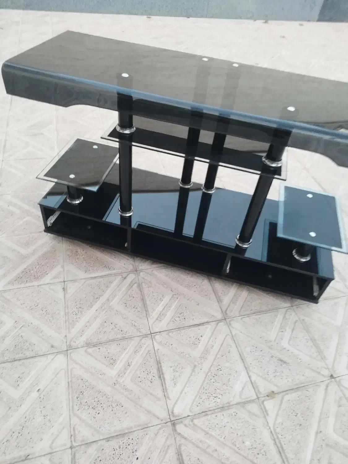 مبل، میز تلویزیون ، بوفه|مبلمان خانگی و میز عسلی|مرند, |دیوار