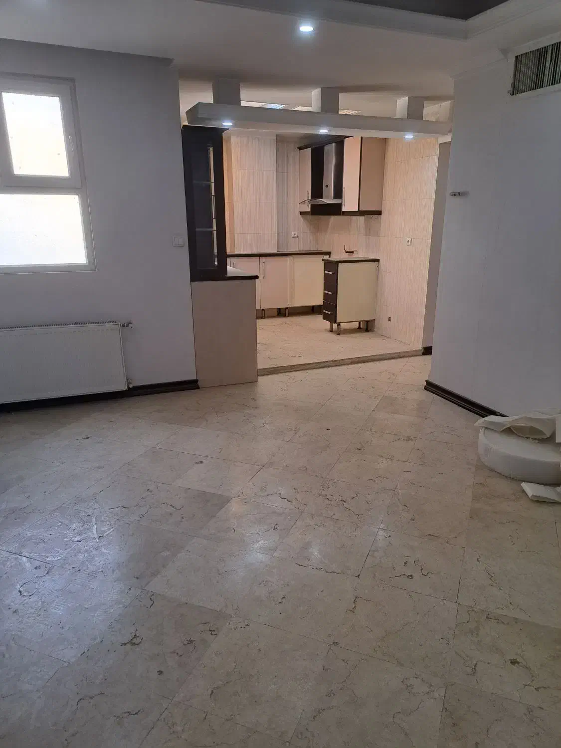 آپارتمان جنت آباد مرکزی بلواربعثت ۶۹ متر