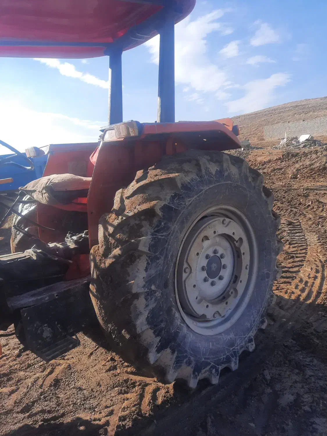 تراکتور ۲۸۵|خودرو سنگین|سلطانیه, |دیوار