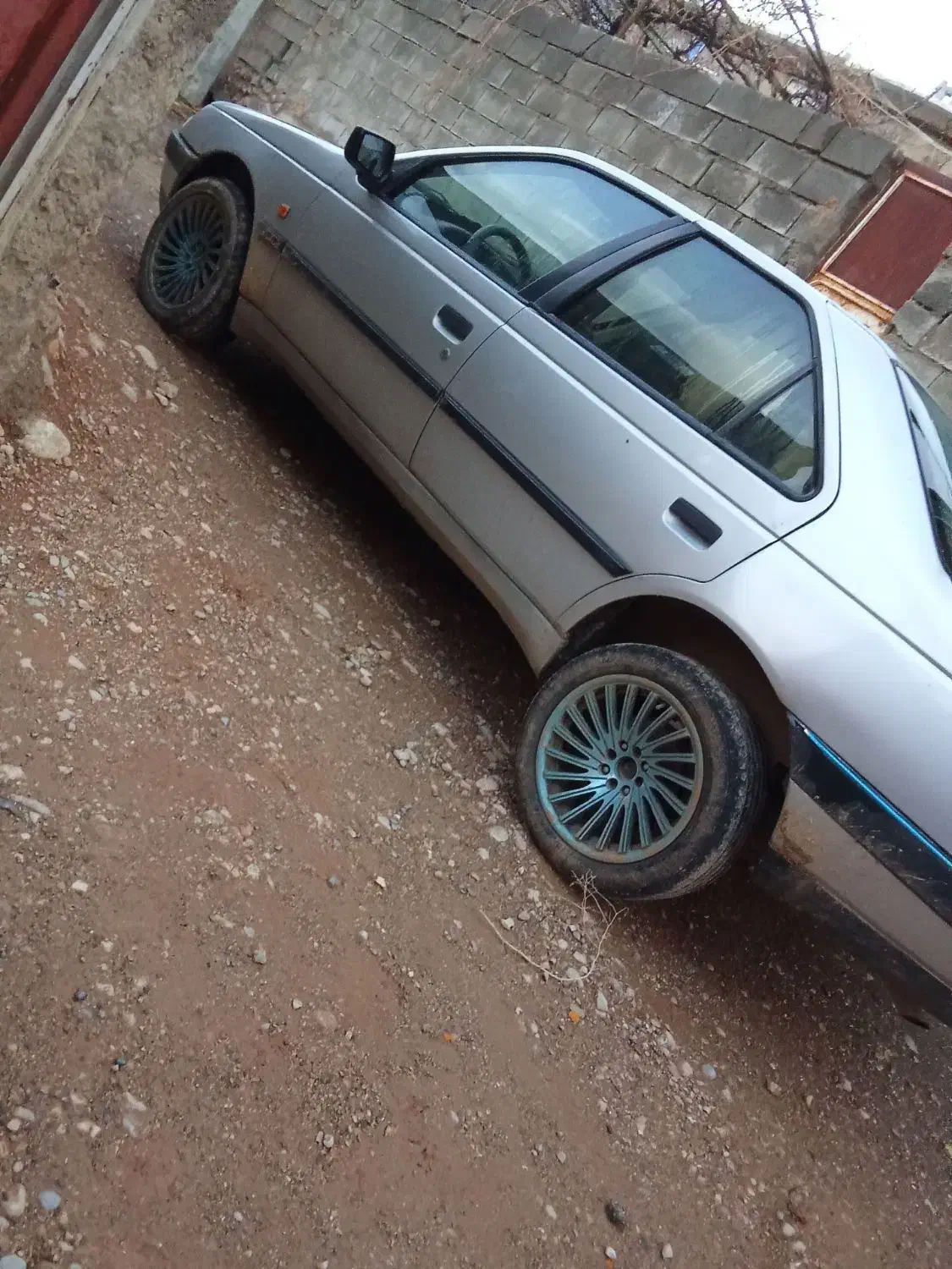 ماشین 405نقره ای رینگ اسپرت|خودرو سواری و وانت|اصفهان, خرم|دیوار