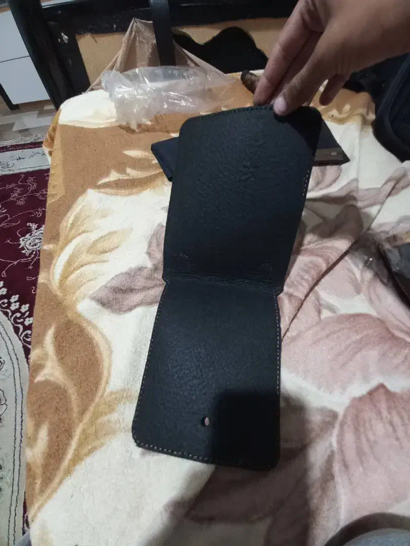 چرم|کیف، کفش، کمربند|قائم‌شهر, |دیوار