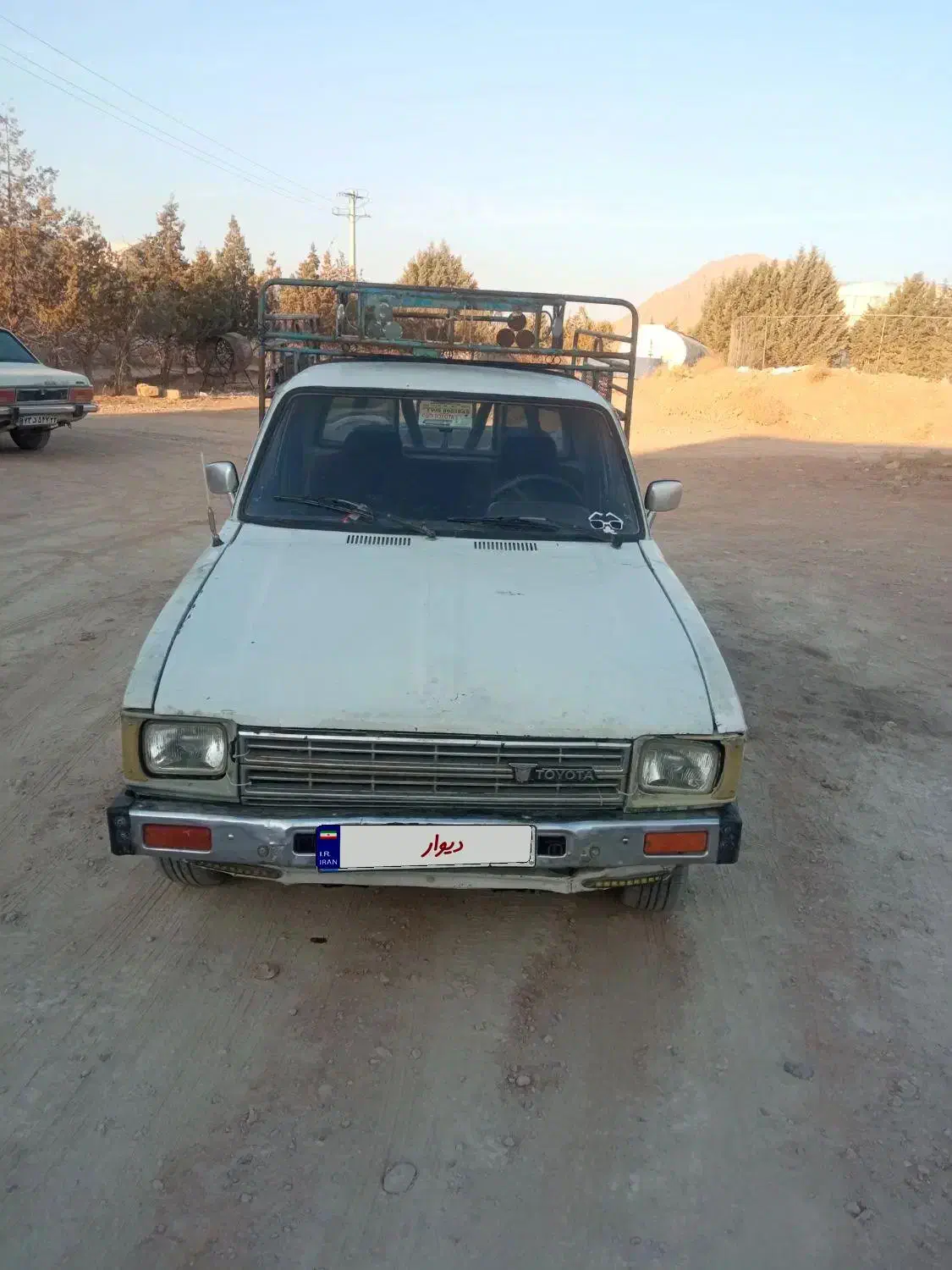 تویوتا وانت 83|خودرو سواری و وانت|شهرضا, |دیوار
