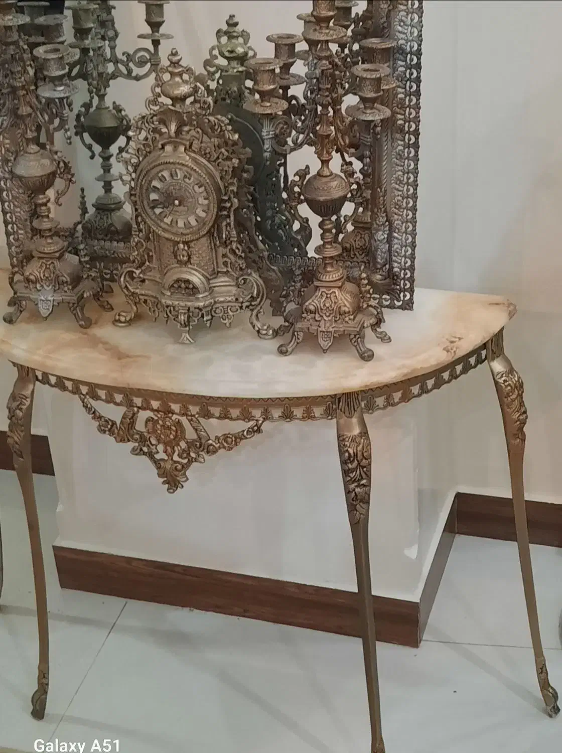 آینه و شمعدان|آینه|تهران, علم و صنعت|دیوار