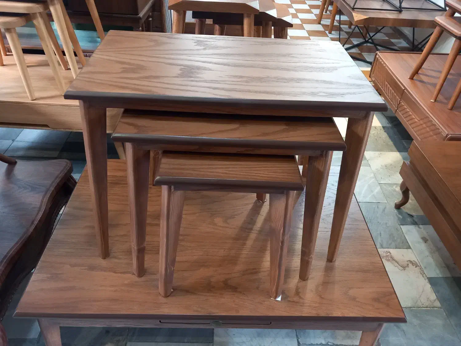 استخدام نقاش چوب|استخدام صنعتی، فنی، مهندسی|بابل, |دیوار