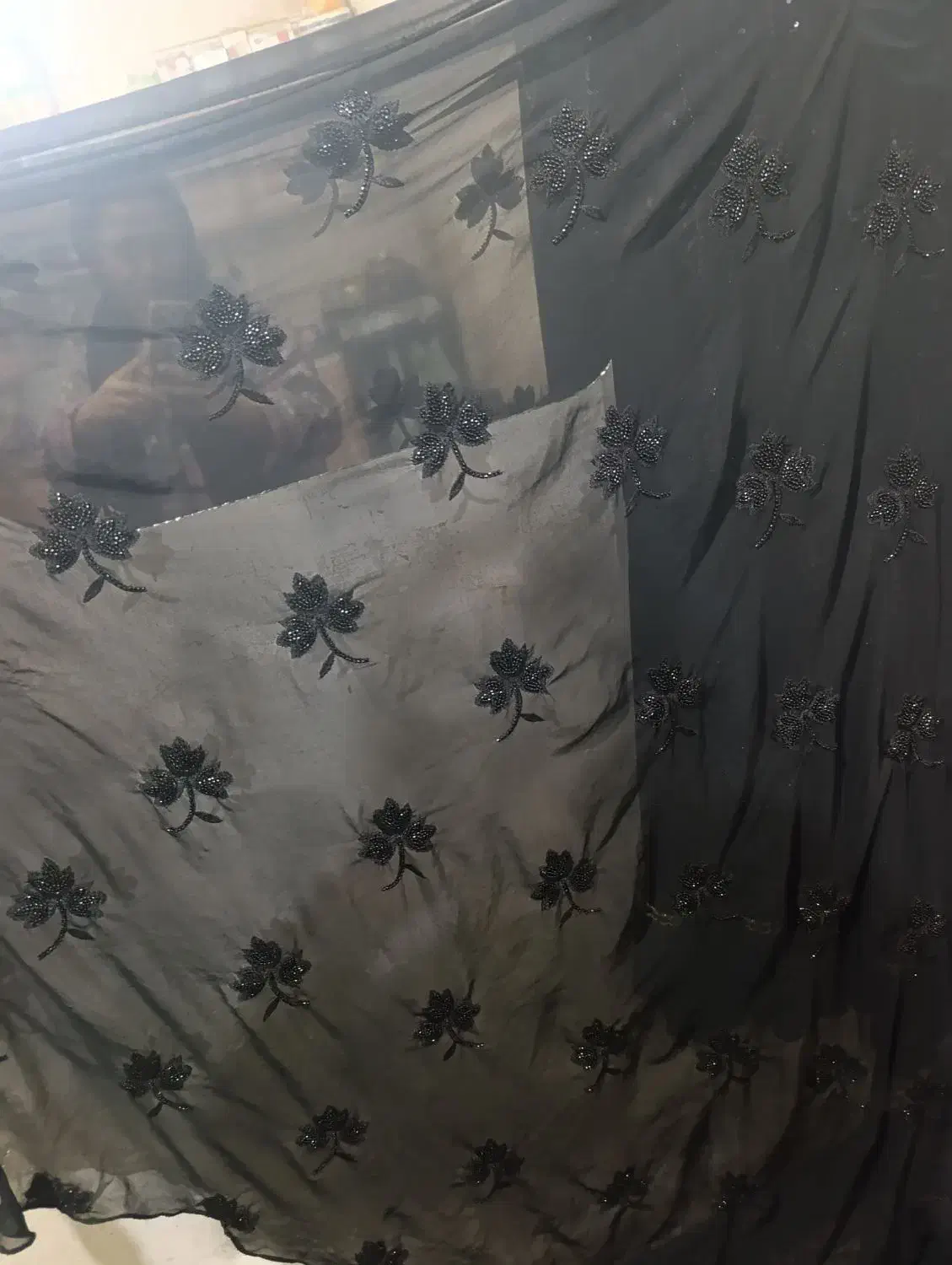 لباس|لباس|یاسوج, |دیوار