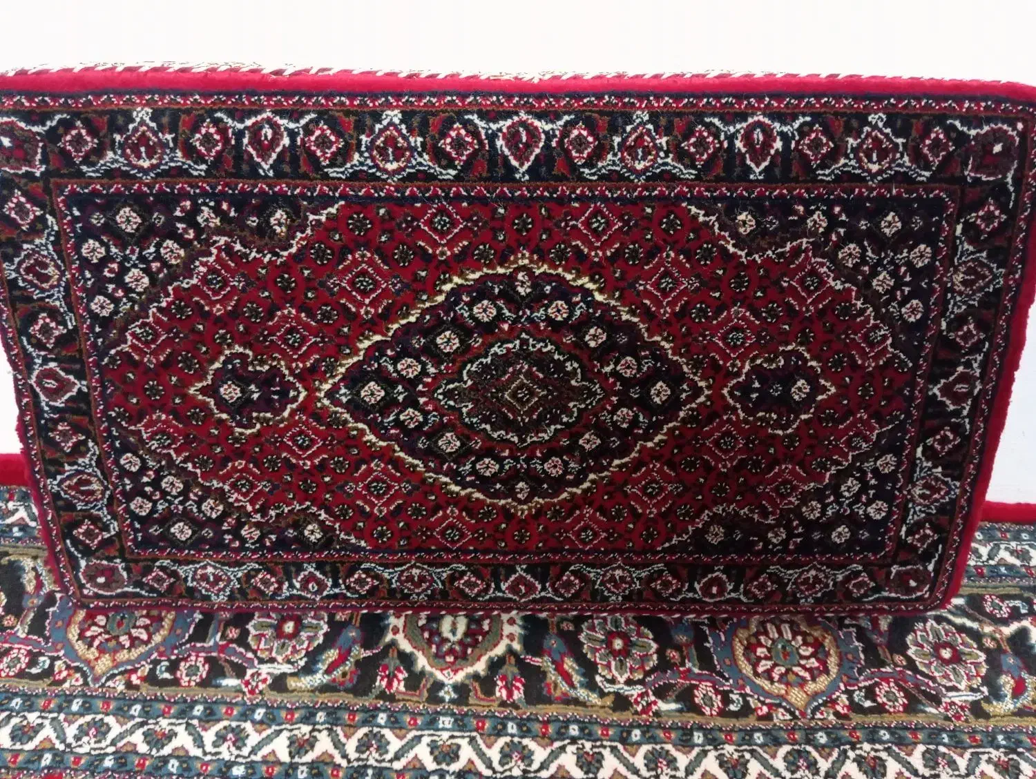 قالی با پشتی|فرش|مریوان, |دیوار