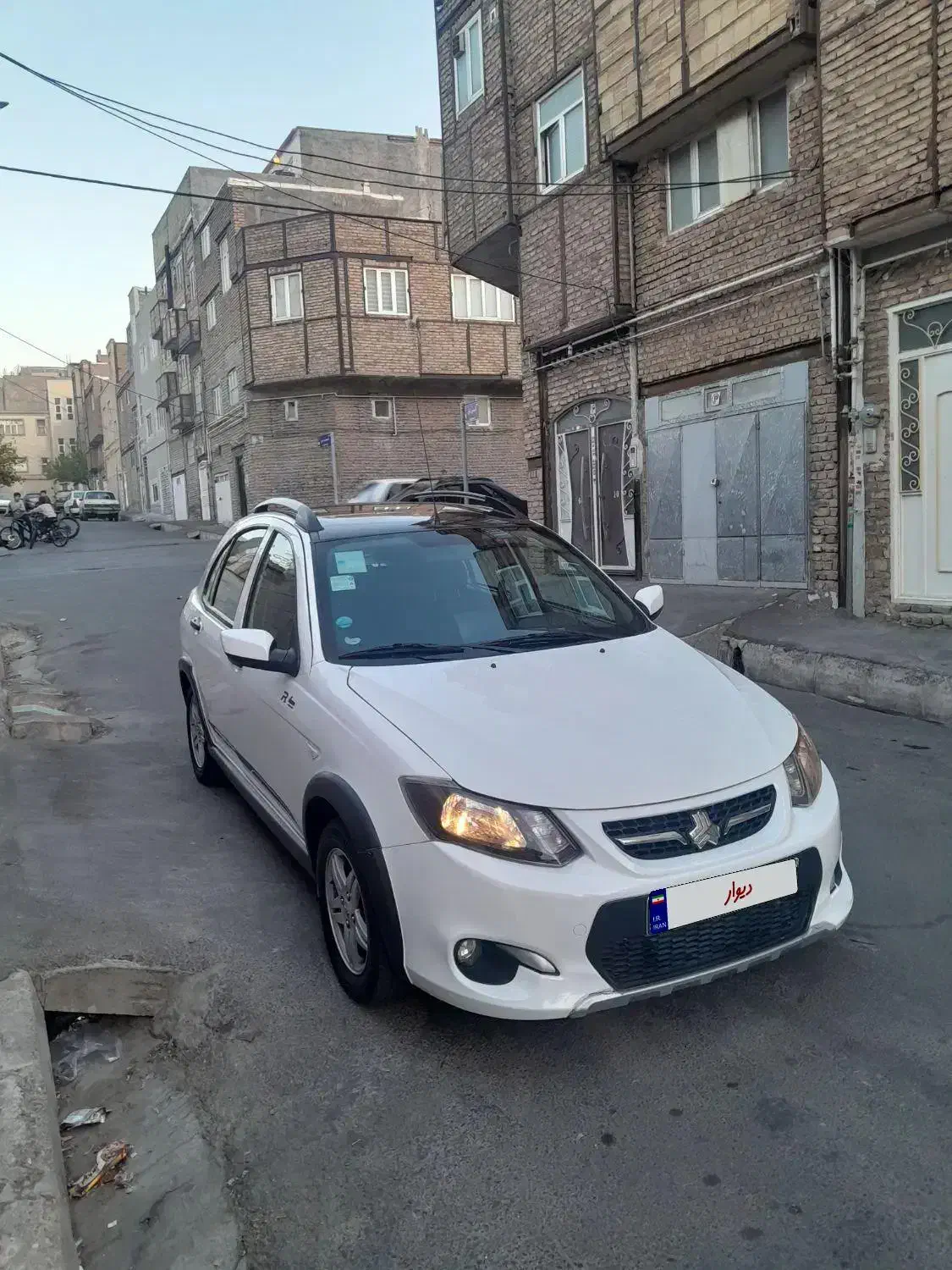 کوییک Rمدل ۱۴۰۰بدون رنگ کامل درحد خشک|خودرو سواری و وانت|تبریز, |دیوار