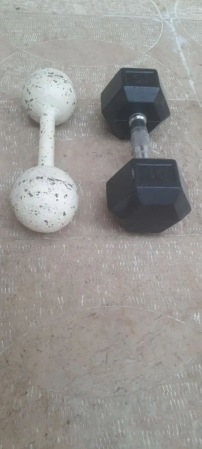 دو تا وزنه ۱۰ کیلویی جنس آهن|تجهیزات ورزشی|هشتگرد, شهرک ولیعصر (مصلی)|دیوار