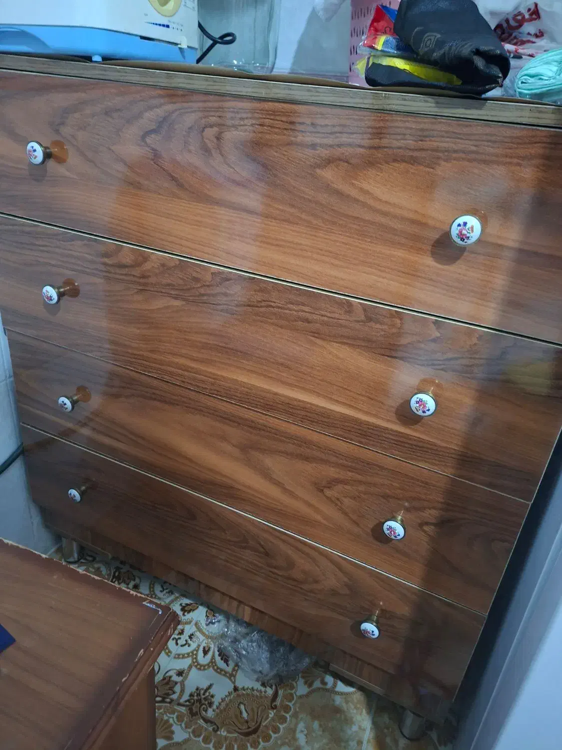 داریور ۴ کشو|جاکفشی، کمد، دراور|خوی, |دیوار