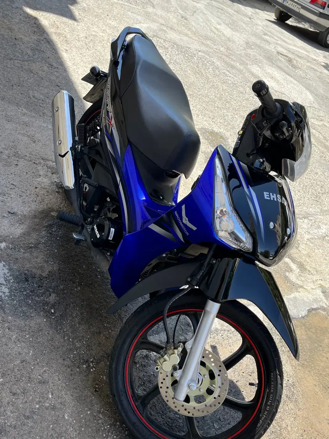 موتور لاکی احسان ۱۲۵|موتورسیکلت|تربتحیدریه, آبشار|دیوار