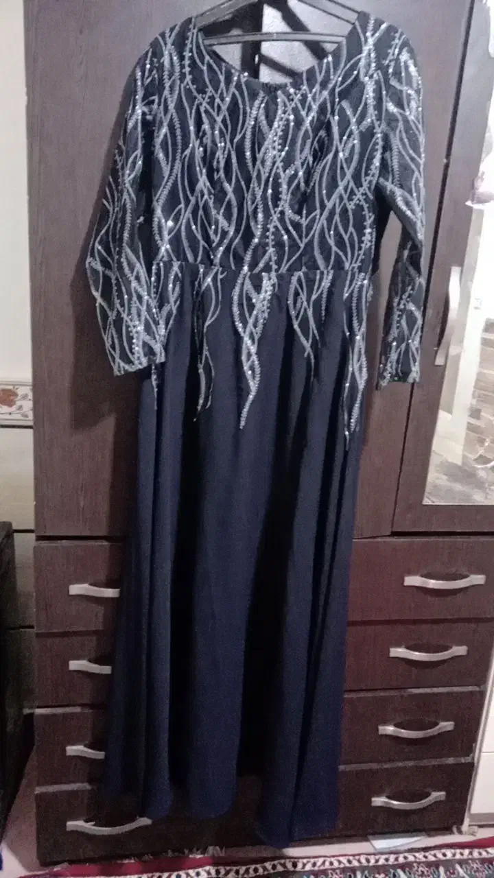 پاچین مجلسی نو|لباس|تاکستان, |دیوار