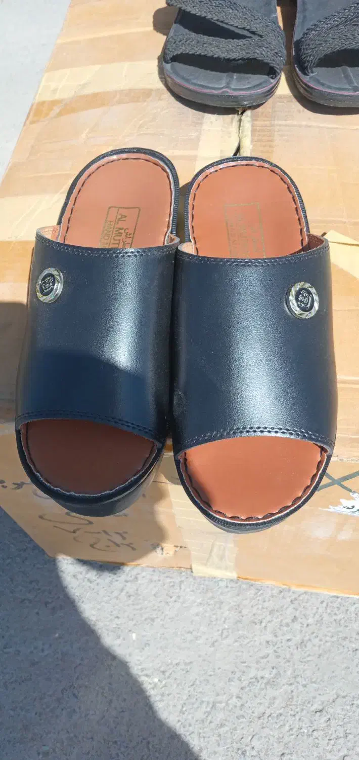 دمپایی عربی|کیف، کفش، کمربند|بردسیر, |دیوار