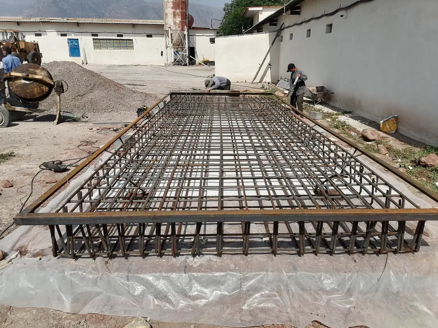 باسکول و ژنراتور|ماشین‌آلات صنعتی|گیلوان, |دیوار