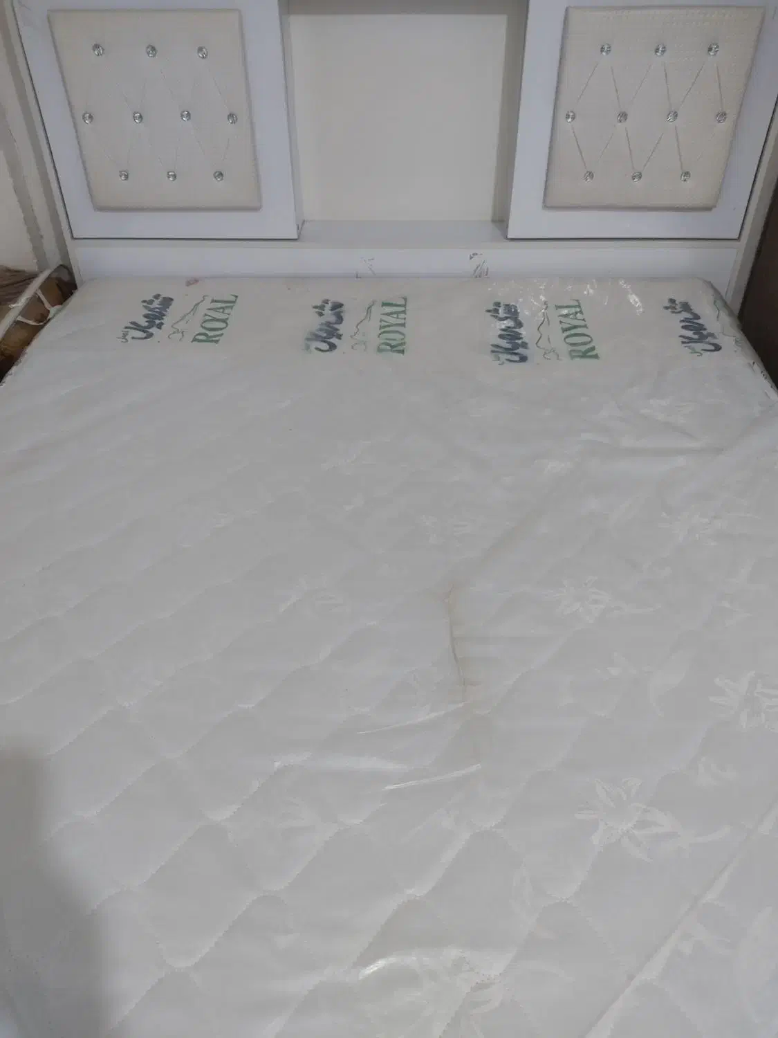 تخت|تخت و سرویس خواب|بندر امام خمینی, |دیوار