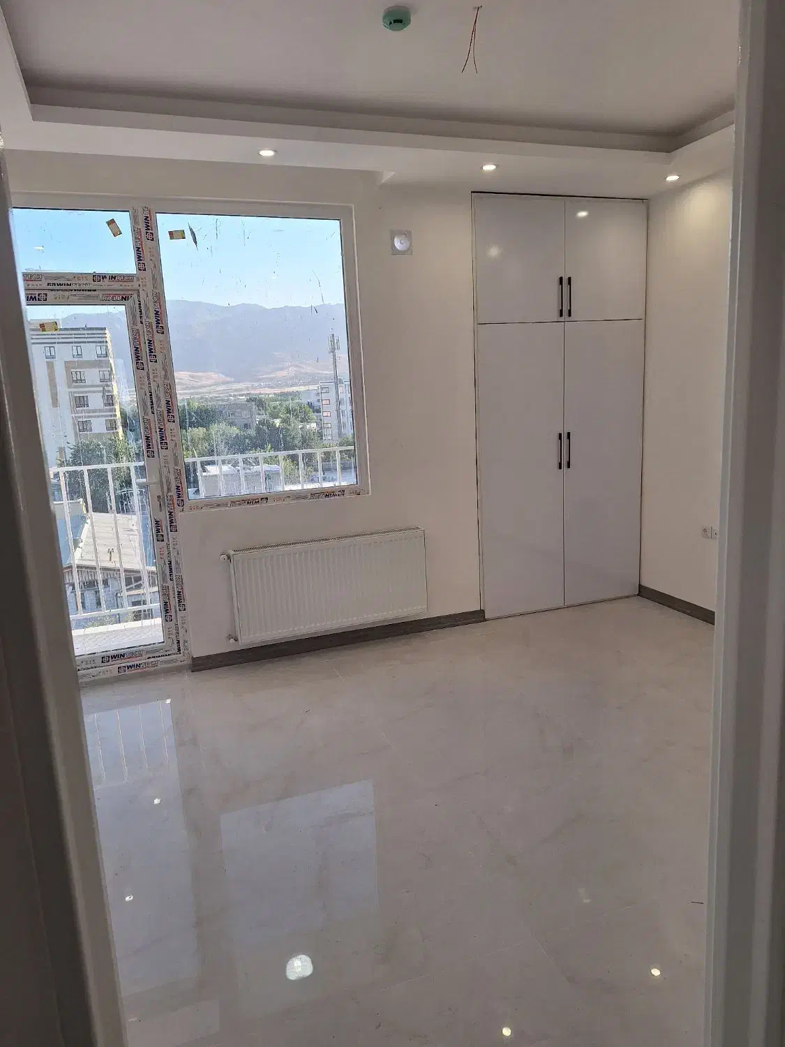 اجاره آپارتمان تک واحدی نوساز|اجارهٔ آپارتمان|بروجرد, |دیوار