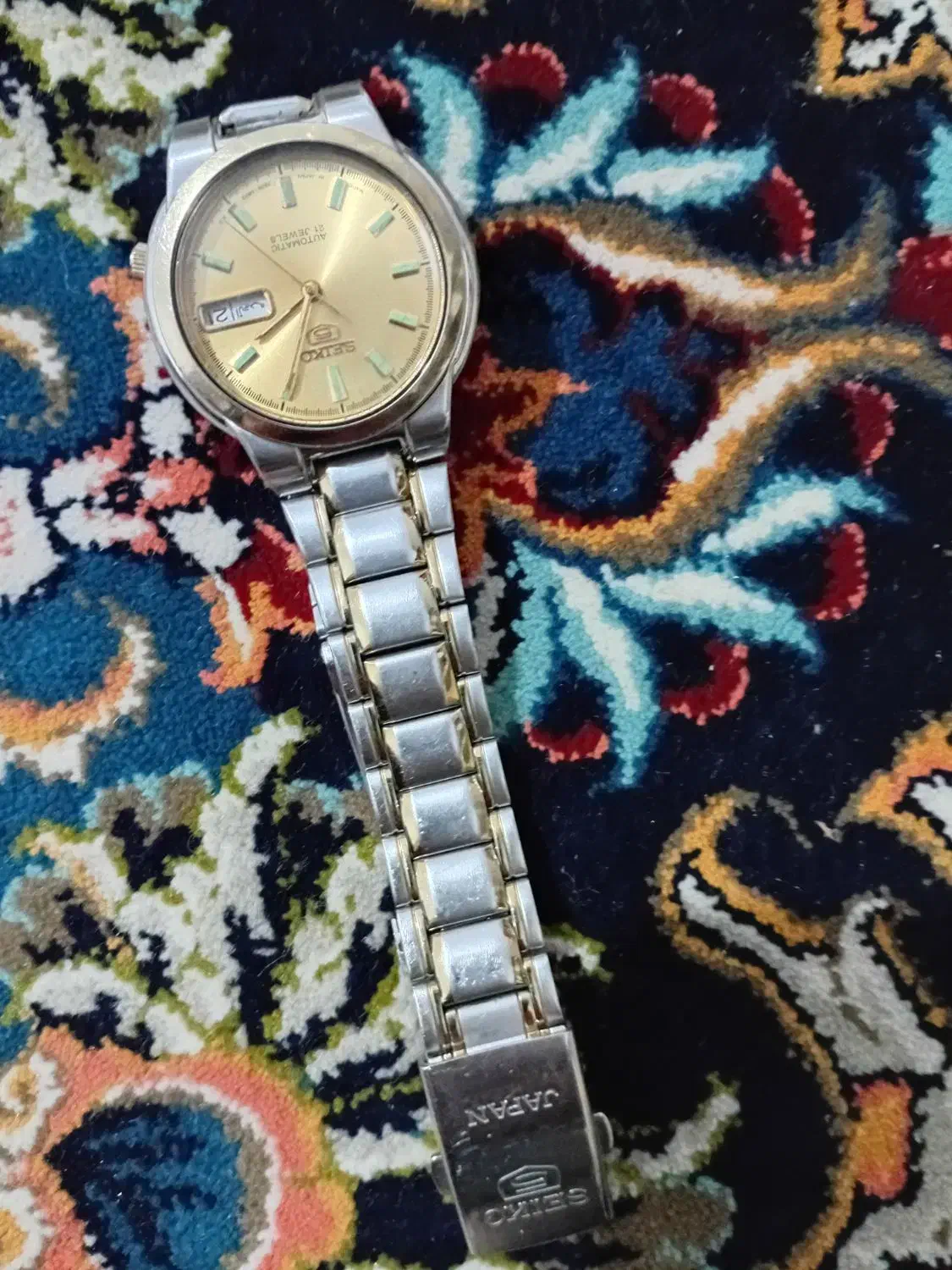 نبضی|ساعت|خرم‌آباد (تنکابن), |دیوار