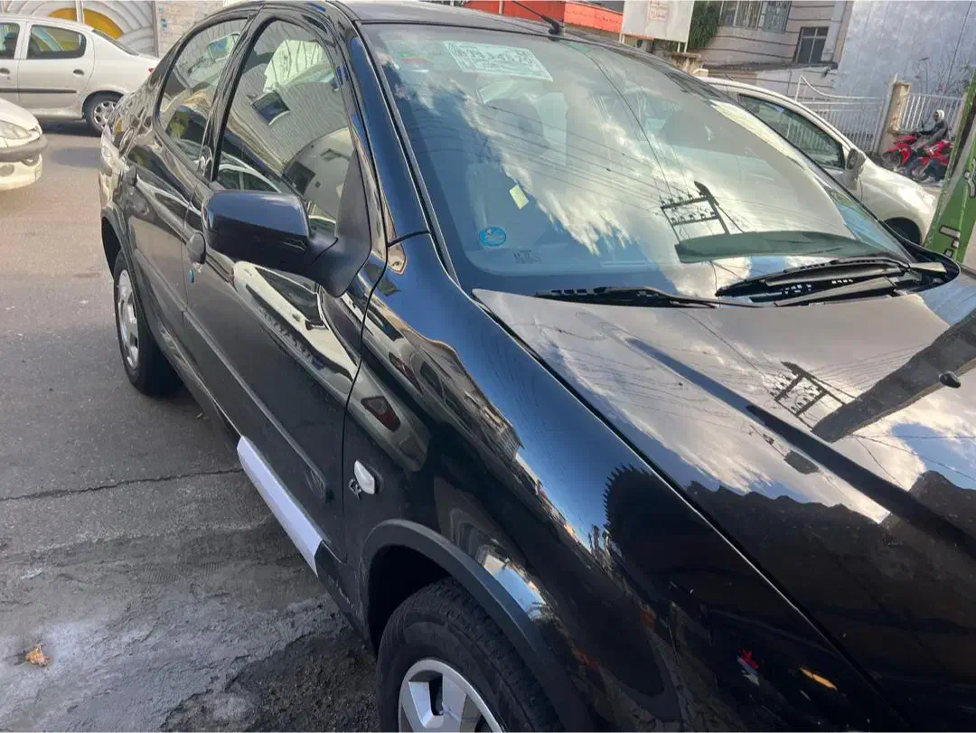 رانا مدل ۹۵ بی رنگ استثنایی|خودرو سواری و وانت|رشت, معلم|دیوار