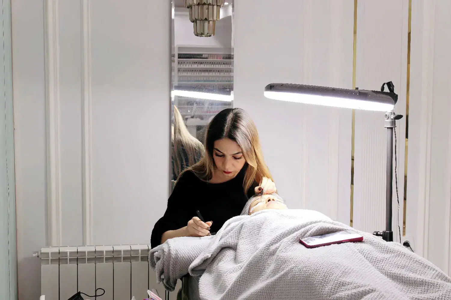 لیفت مژه و ابرو|خدمات آرایشگری و زیبایی|اندیشه, اندیشه فاز ۱|دیوار