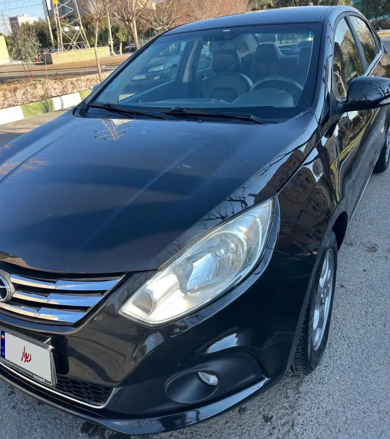 جک j4اتومات مدل ۴۰۲|خودرو سواری و وانت|قم, نخودی|دیوار