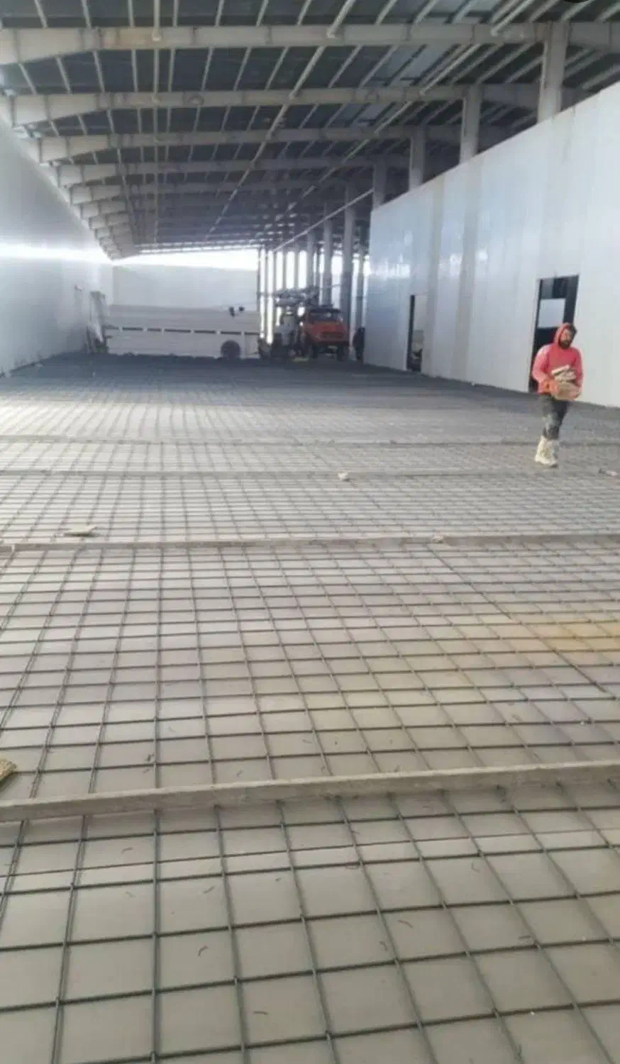 اجرای بتن ریزی.کفسازی با ماله برقی|خدمات پیشه و مهارت|خمینیشهر, |دیوار