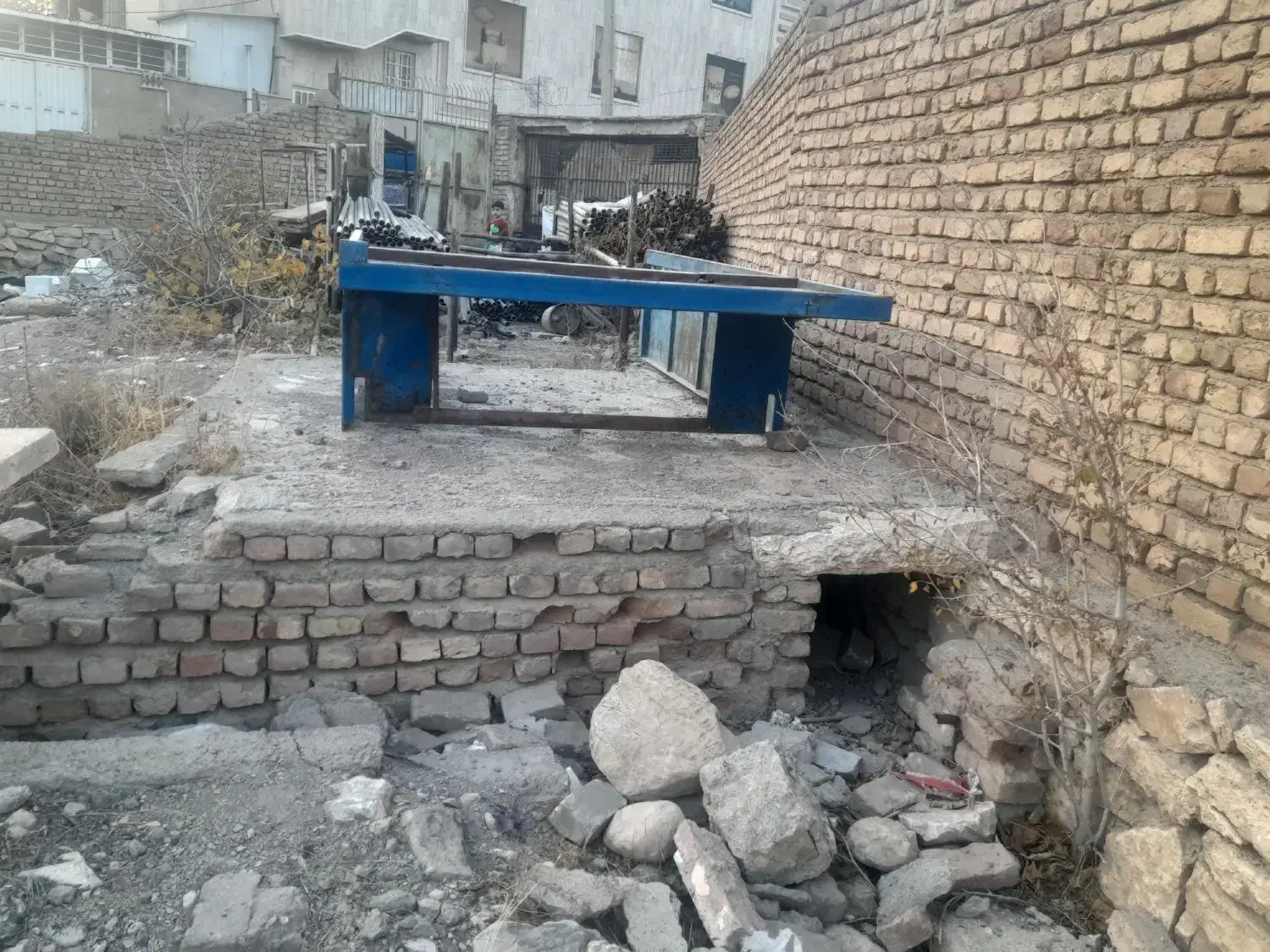 باربند نیسان|قطعات یدکی و لوازم جانبی|محلات, |دیوار